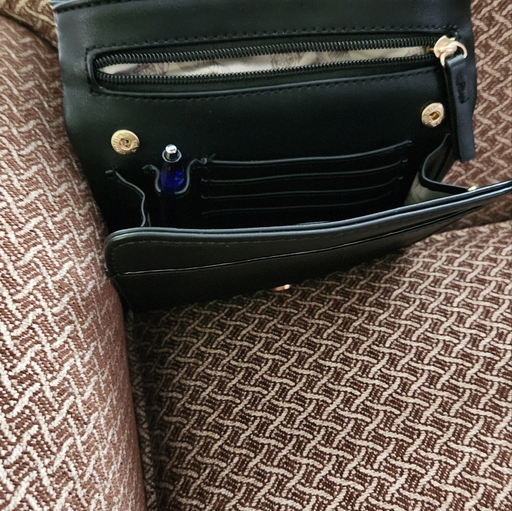 Purse - Picture 5 of 6
